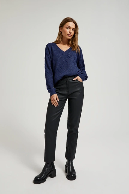 Woskowane spodnie z prostymi nogawkami czarne