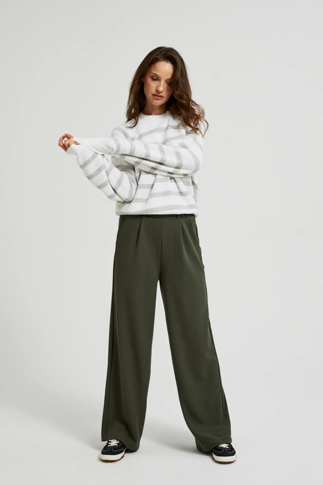 Spodnie z szerokimi nogawkami i guzikami oliwkowe