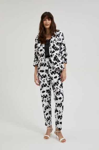 Garnitur w kwiaty biało-czarny