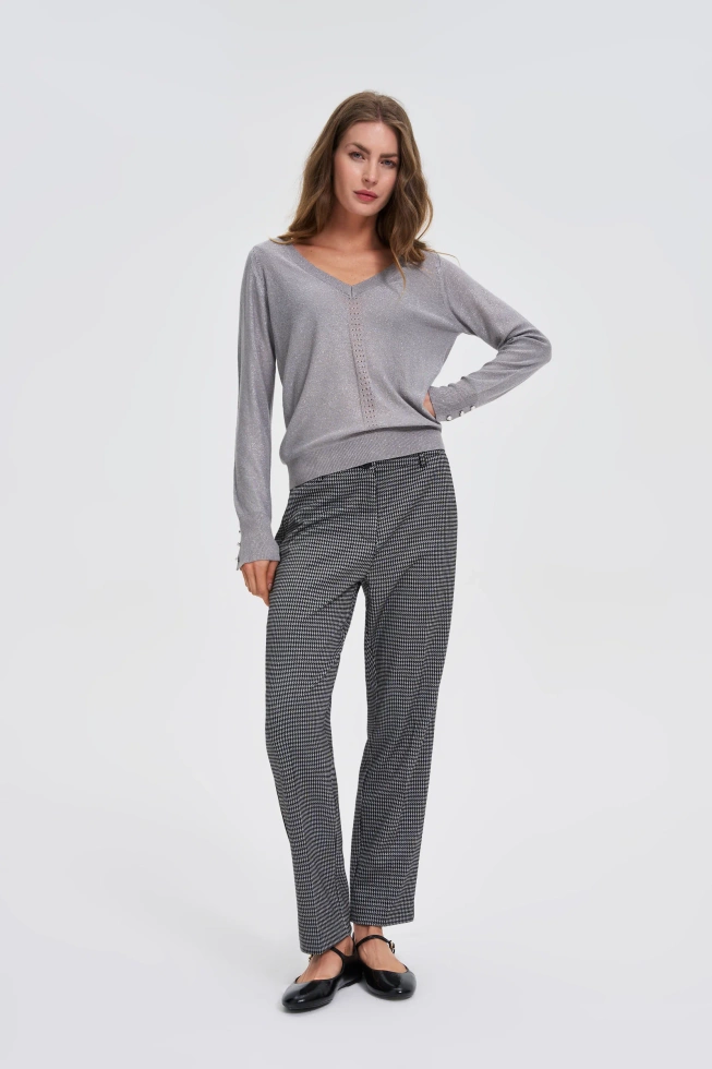 Sweter z metaliczną nitką szary