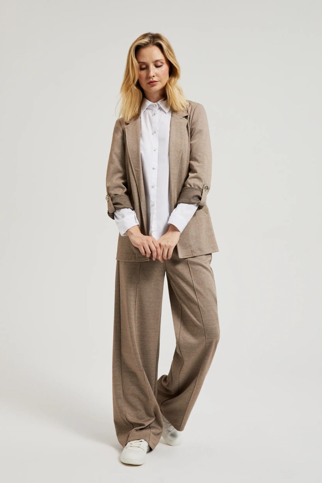 Marynarka z podwijanymi rękawami beżowa