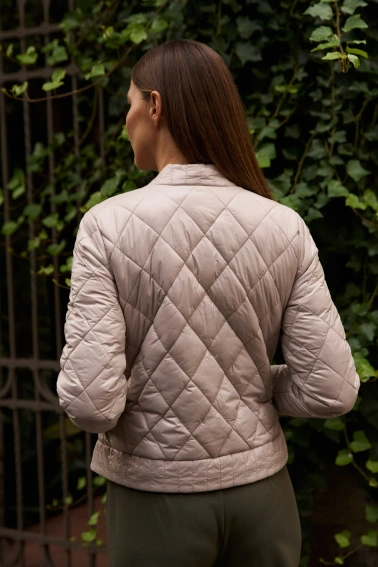 Dwustronna pikowana kurtka beżowa