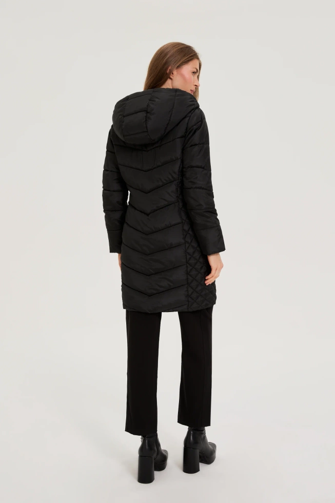 Kurtka z ocieplanym kapturem czarna