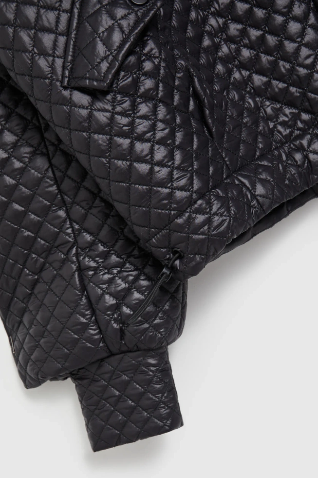 Krótka pikowna kurtka czarna