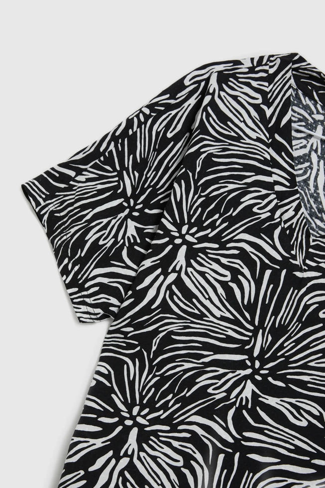 Wiskozowa koszula z wzorem czarna