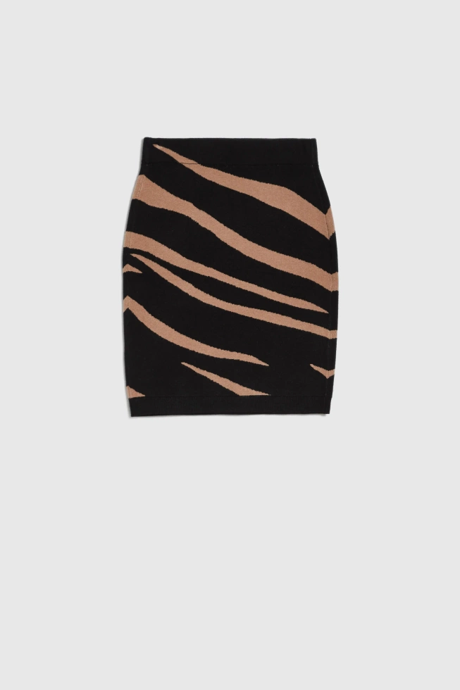 Spódnica z dzianiny czarna