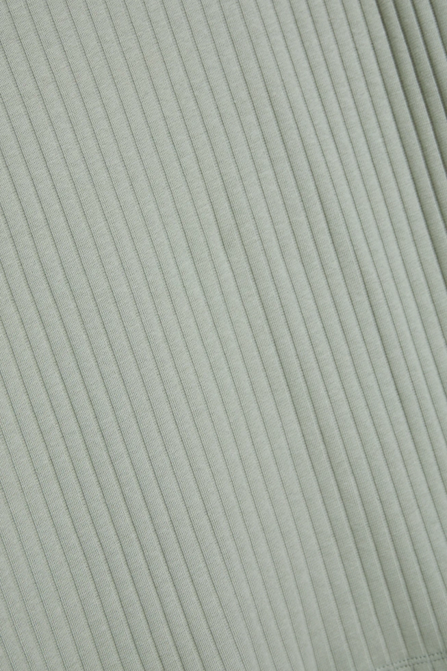 Bluzka z prążkowanego materiału oliwkowa