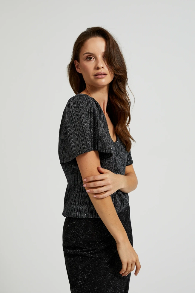 Blyszcząca bluzka z dekoltem w serek czarna