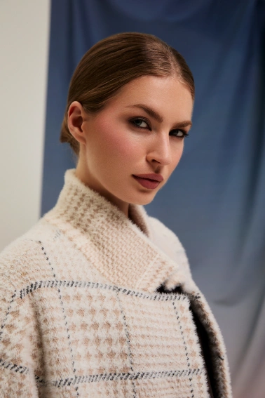 Płaszcz w kratę beżowy 