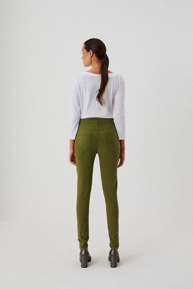 Spodnie rurki z wysokim stanem