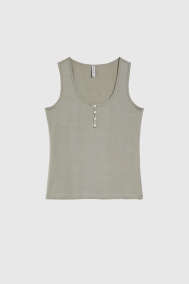 Gładki top oliwkowy