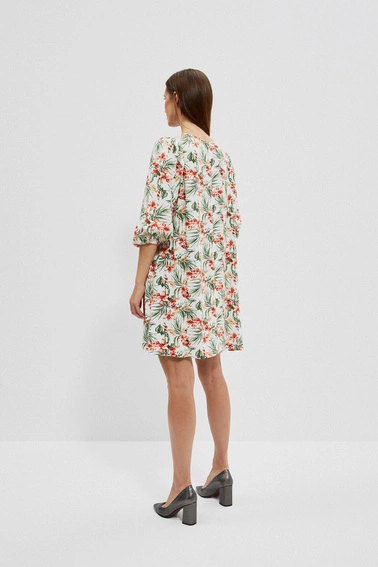 Sukienka mini w kwiaty