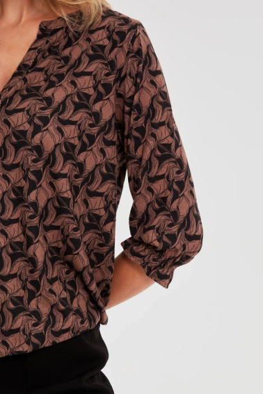 Sweter z krótkimi rękawami brązowy