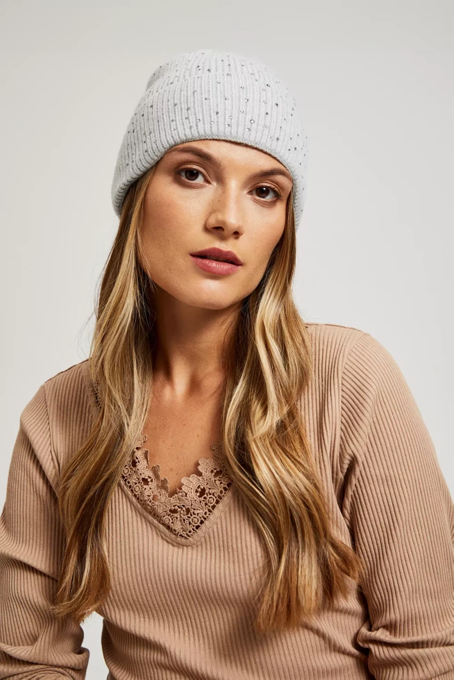 Dzianinowa czapka szara