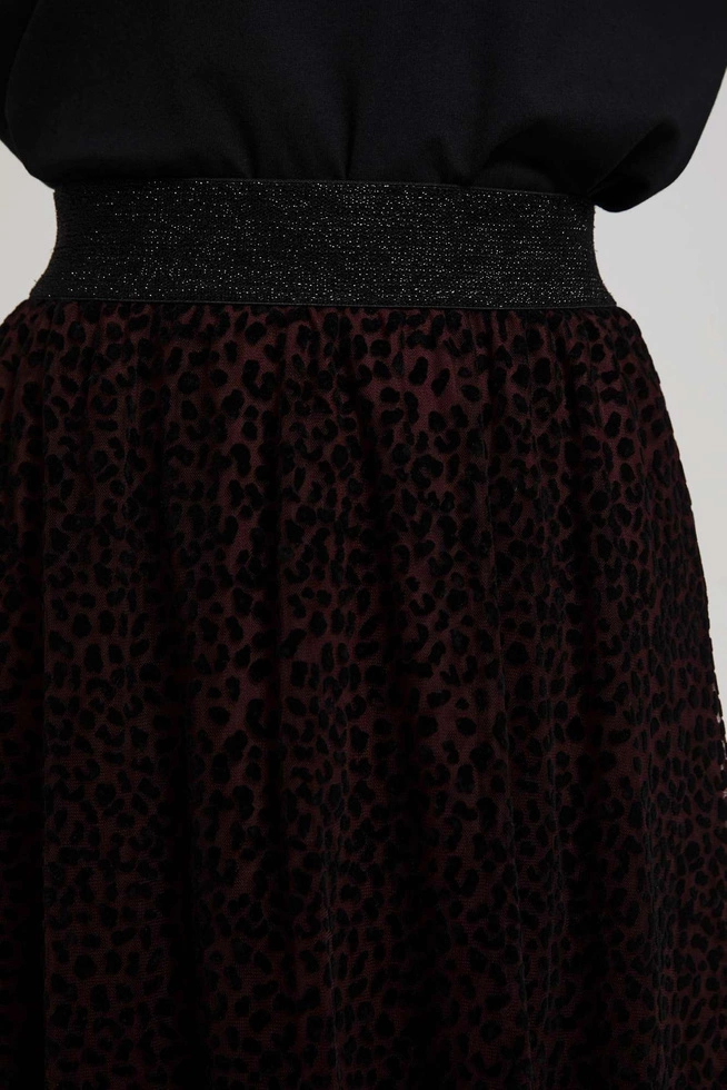 Rozkloszowana spódnica midi kasztanowa