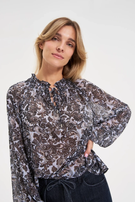 Koszula z wiązanym dekoltem niebieska