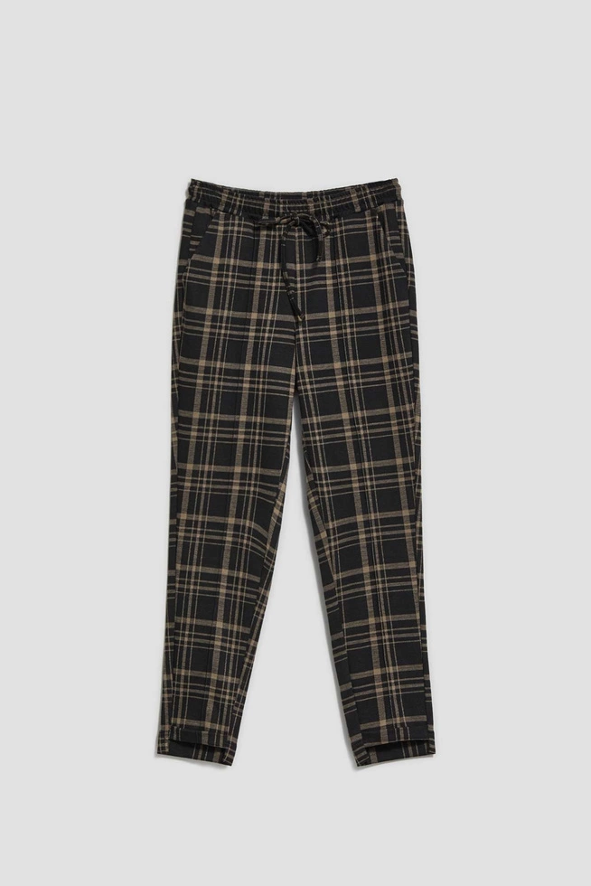 Spodnie w kratę