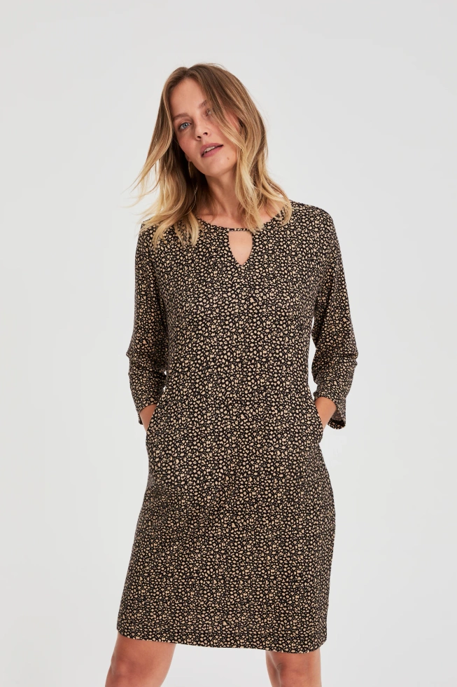 Sukienka w drobny wzór czarna