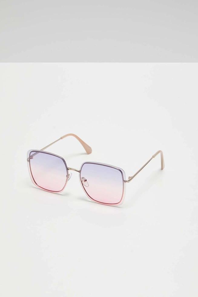 Okulary przeciwsłoneczne z cieniowanymi szkłami różowe