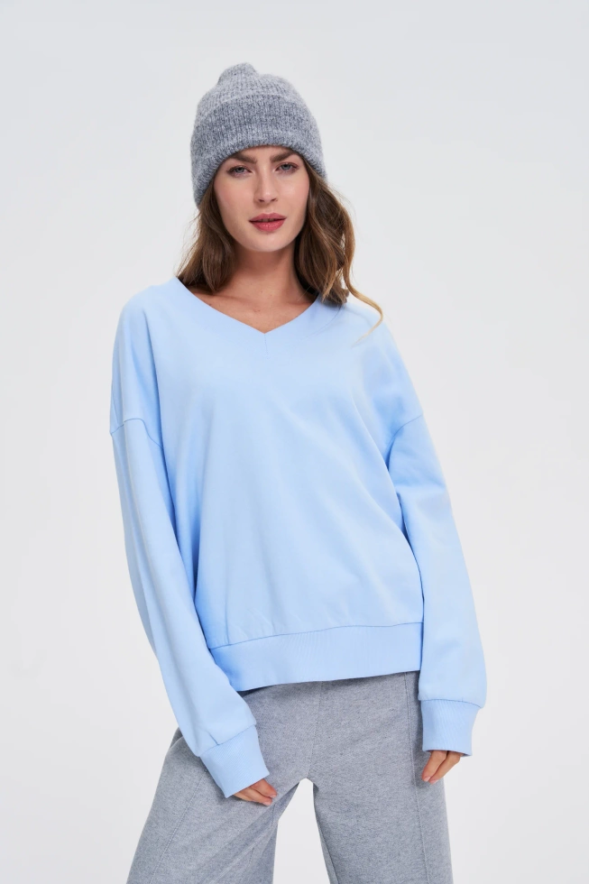 Bluza z dekoltem w serek błękitna