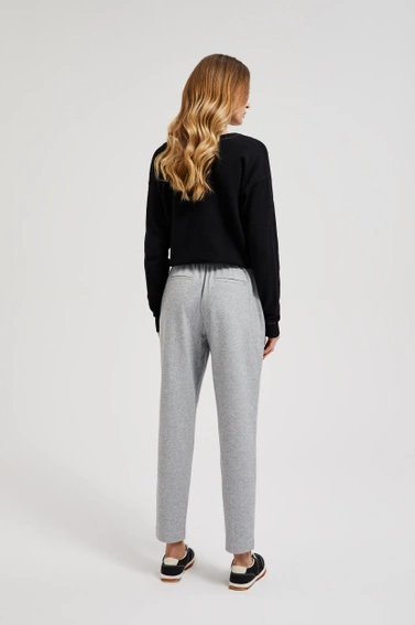 Gładkie spodnie z prostymi nogawkami i guzikami szare 