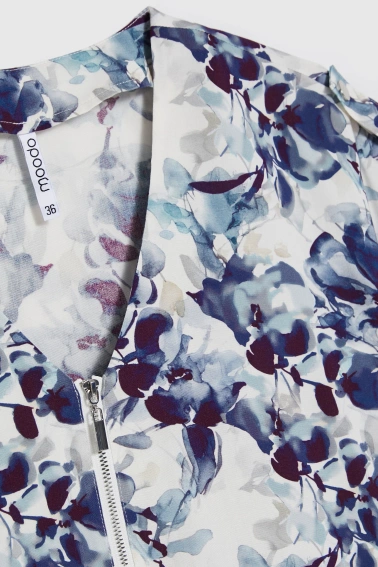 Koszula z wiskozy w kwiaty granatowa