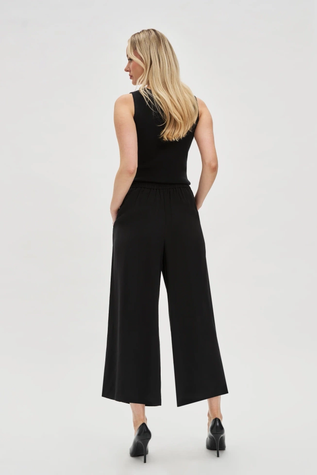 Spodnie kuloty z guzikami czarne