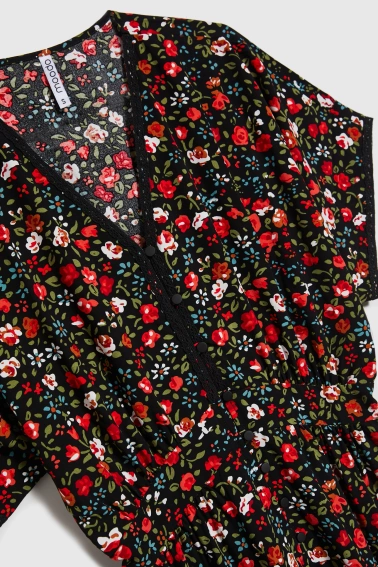 Sukienka w kwiaty midi czarna