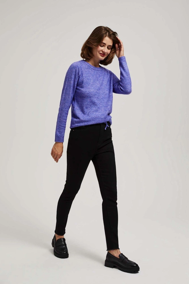 Jeansy rurki ze średnim stanem czarne