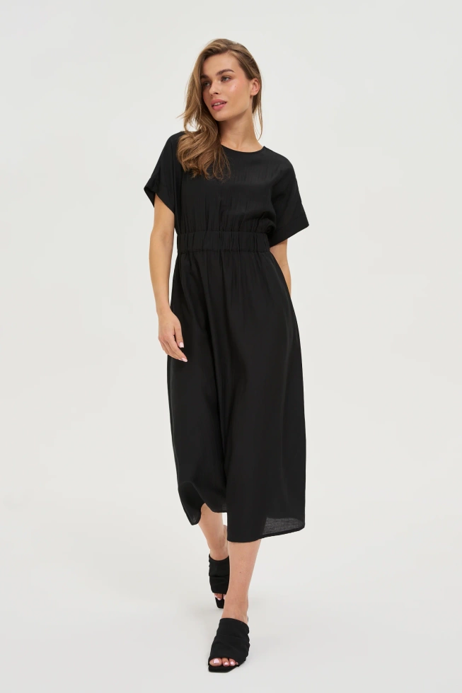 Wiskozowa sukienka czarna