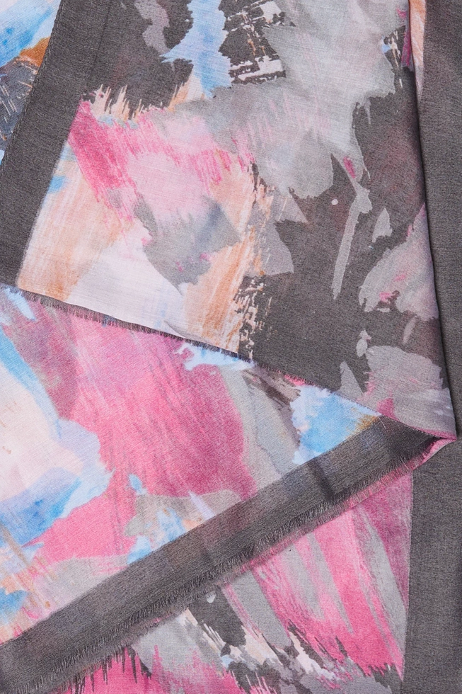 Letni szal damski szary