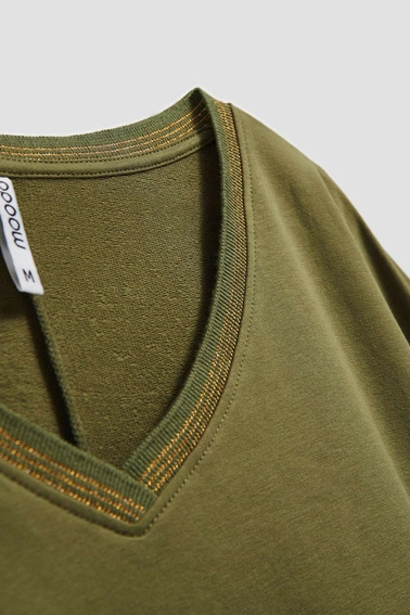 Bluza z dekoltem w serek oliwkowa