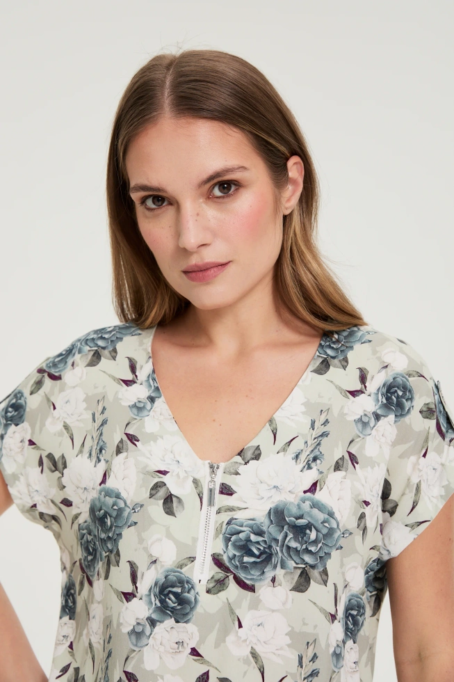 Koszula z wiskozy w kwiaty oliwkowa