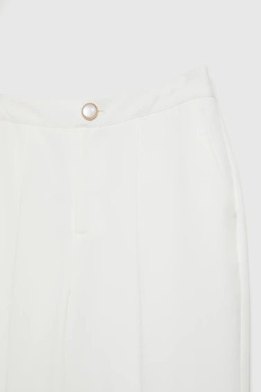 Eleganckie spodnie w kant białe