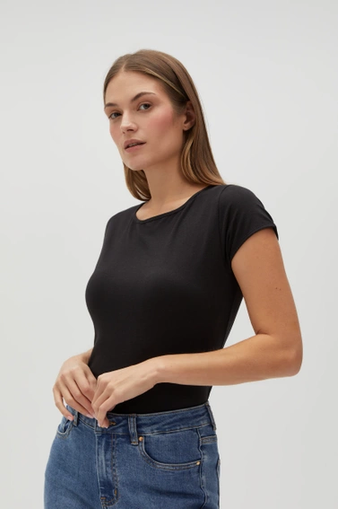 Dopasowany t-shirt czarny