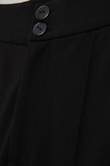 Eleganckie spodnie z nogawkami o długości 7/8 czarne