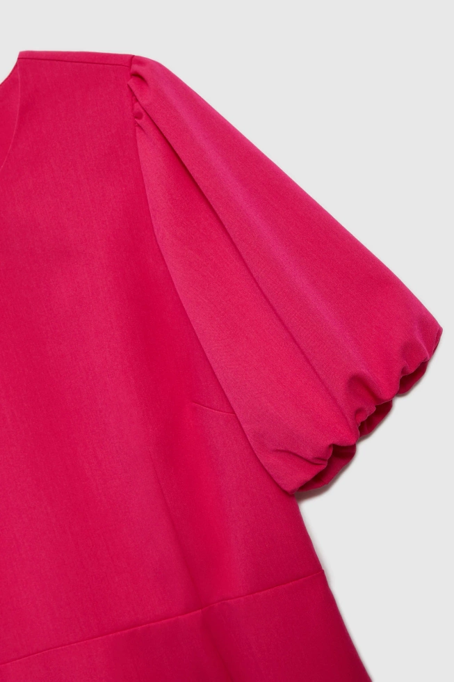 Elegancka sukienka fuksjowa