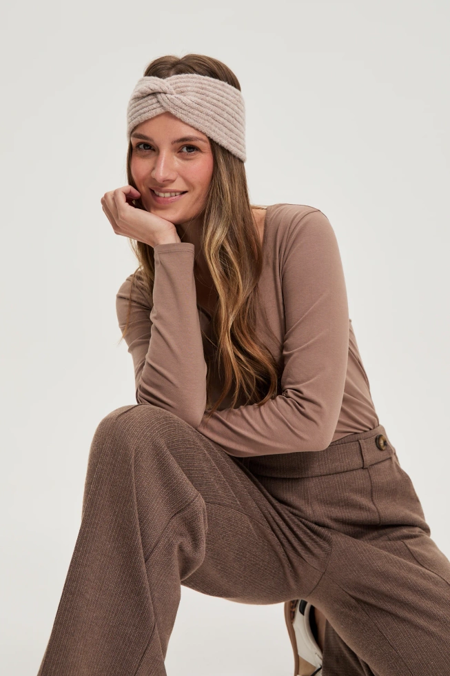 Dzianinowa opaska na głowę różowa