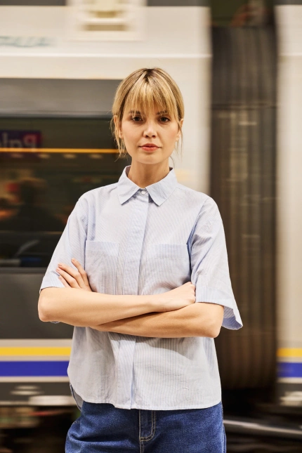 Bawełniana koszula w paski błękitna