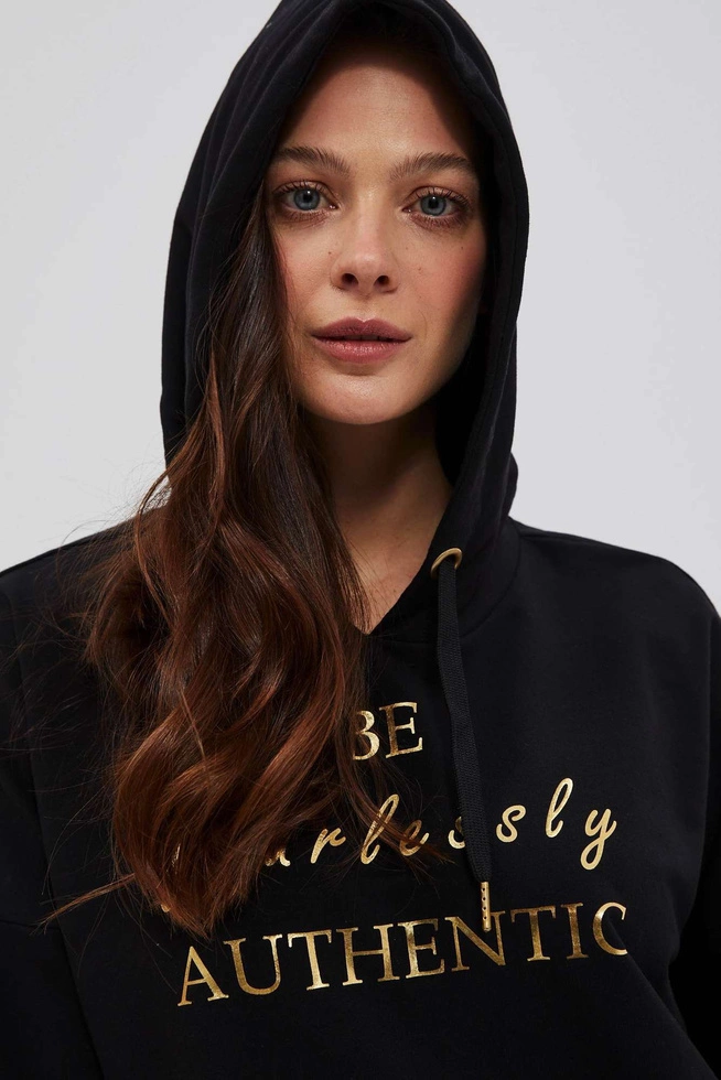 Bluza z kapturem i ozdobnym napisem czarna