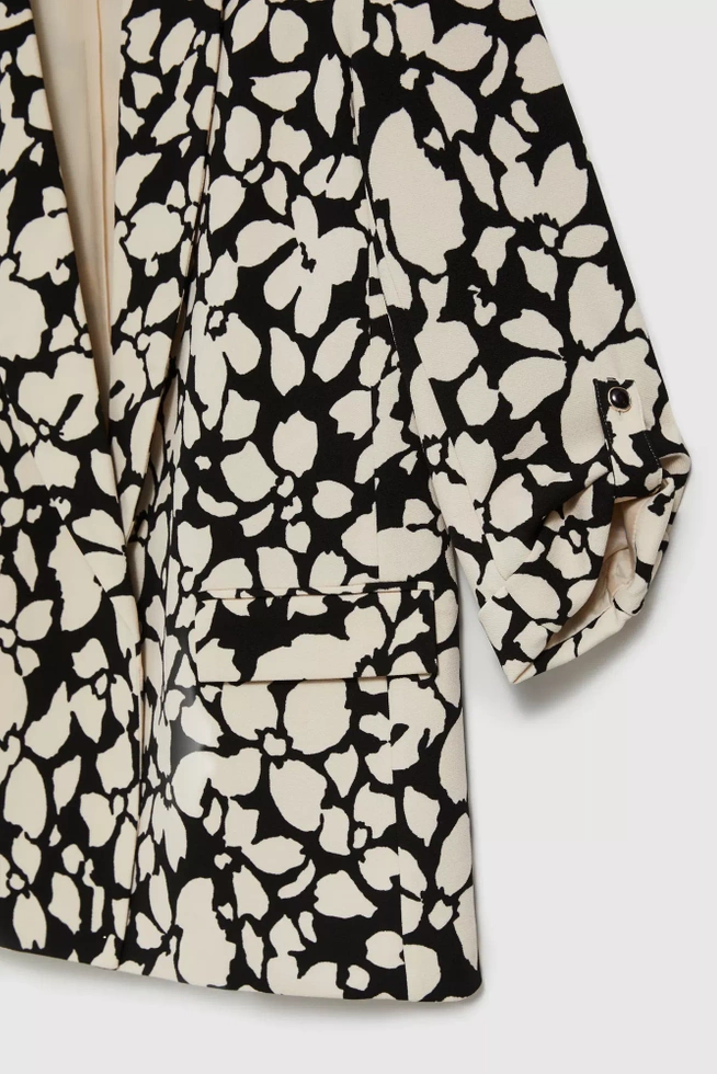 Marynarka z kwiatowym wzorem i rękawem 3/4