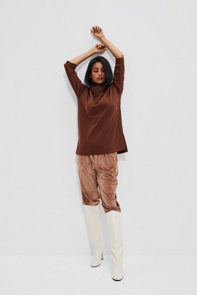 Bluza z golfem kasztanowa