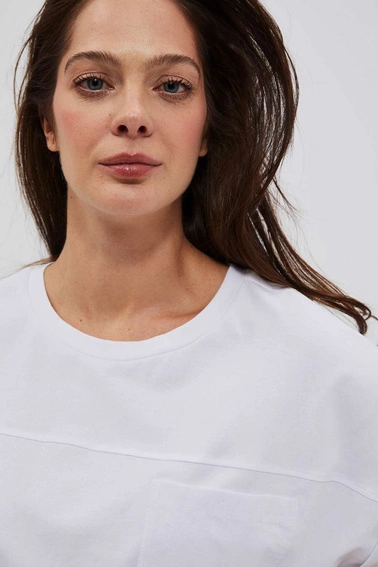 T-shirt z kieszonką biały