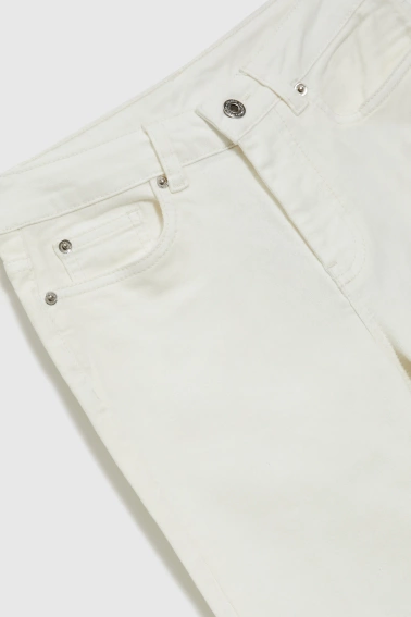 Jeansy bootcut kremowe 