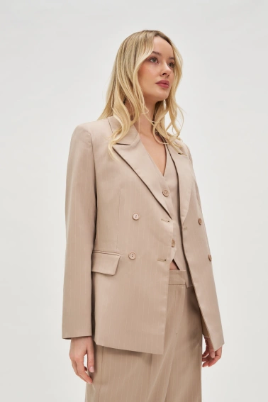 Dwurzędowa marynarka w paski beżowa