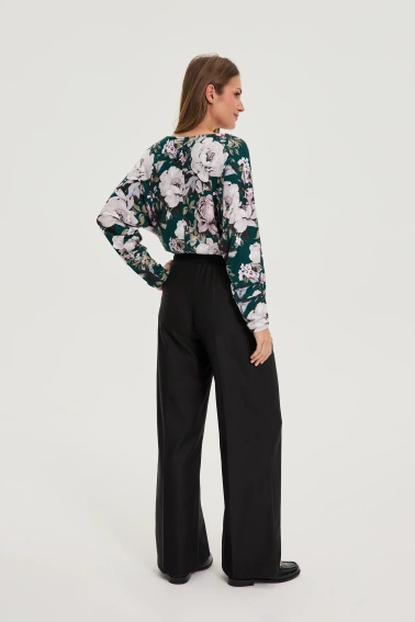 Spodnie z szerokimi nogawkami czarne