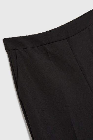 Garniturowe spodnie z nogawkami w kant czarne