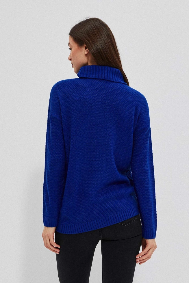 Sweter w warkoczowy splot lazurowy