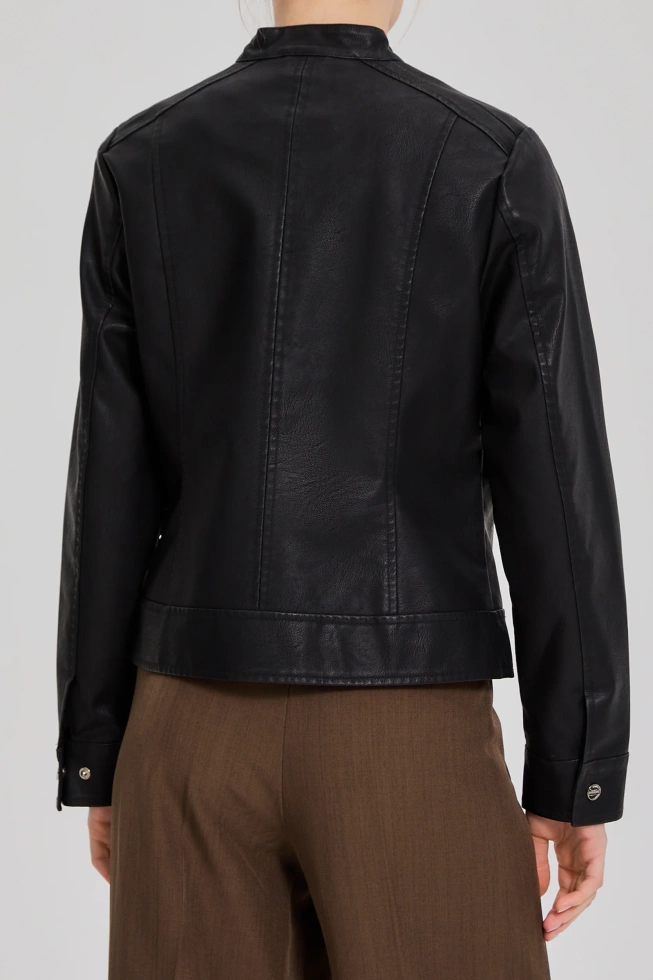 Kurtka z imitacji skóry czarna