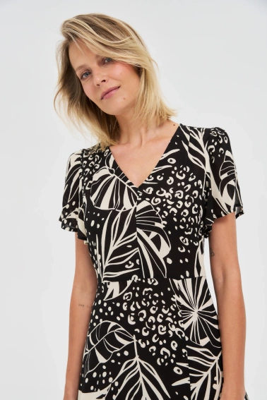 Wiskozowa sukienka z wzorem czarna